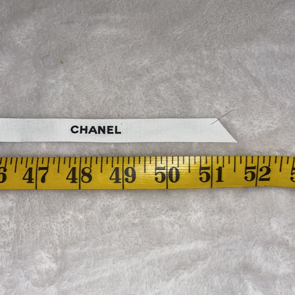 Authentic Chanel Ribbon - Picture 3 of 3